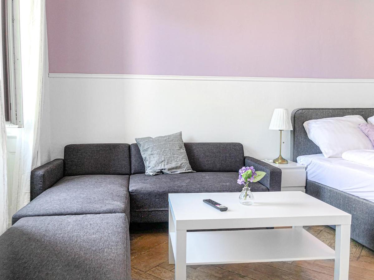 Commodious 2Br Apt. Near Akh-Perfect For Groups Vienna Esterno foto
