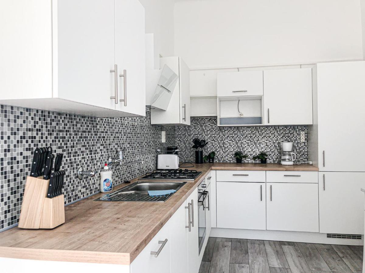Commodious 2Br Apt. Near Akh-Perfect For Groups Vienna Esterno foto
