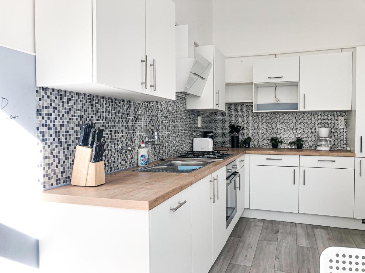 Commodious 2Br Apt. Near Akh-Perfect For Groups Vienna Esterno foto