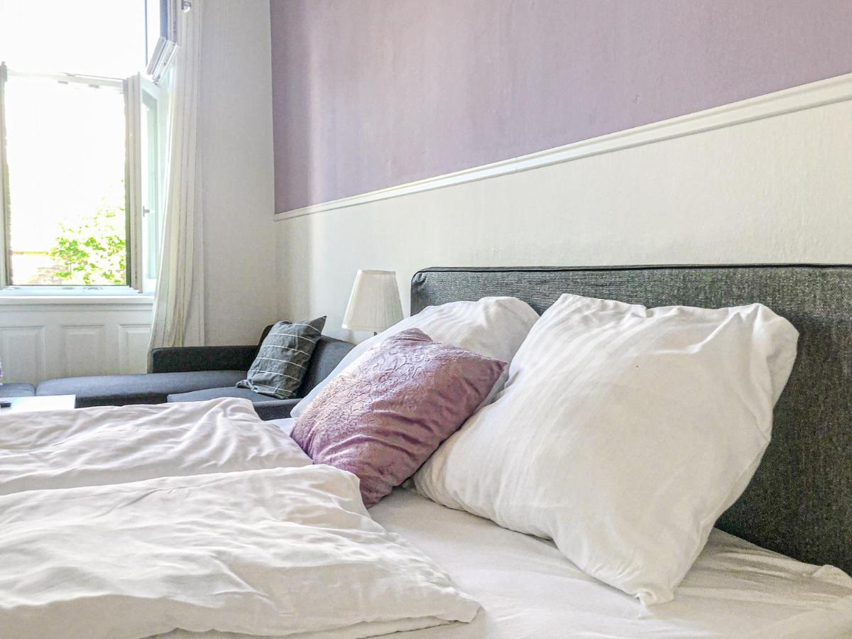 Commodious 2Br Apt. Near Akh-Perfect For Groups Vienna Esterno foto